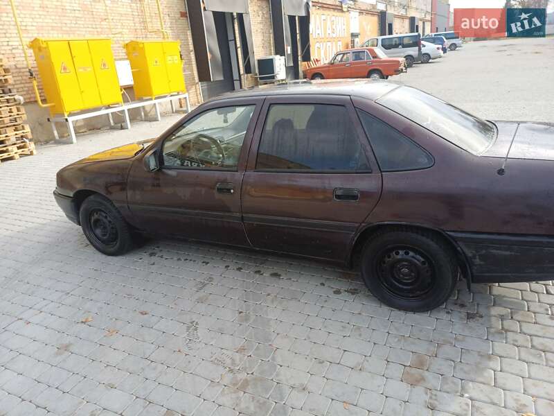 Седан Opel Vectra 1992 в Львове
