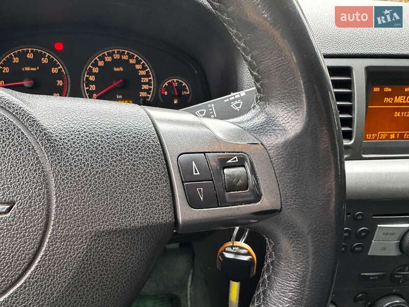Седан Opel Vectra 2006 в Києві
