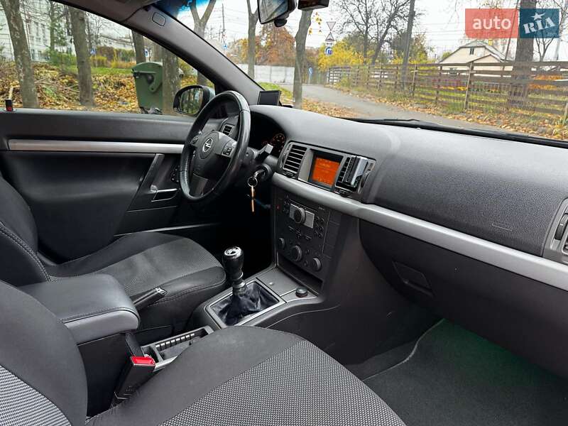 Седан Opel Vectra 2006 в Києві