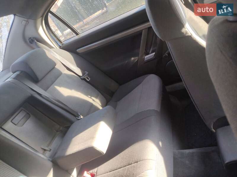 Седан Opel Vectra 2005 в Житомирі