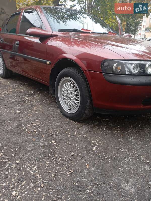 Седан Opel Vectra 1996 в Тернополе фото 2 Седан Opel Vectra 1996 в Тернополе