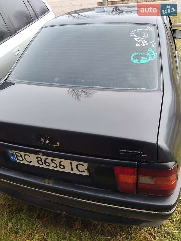 Седан Opel Vectra 1993 в Турке фото 2 Седан Opel Vectra 1993 в Турке