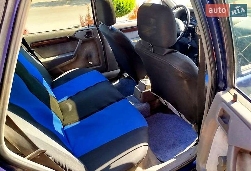 Седан Opel Vectra 1995 в Одессе фото 8 Седан Opel Vectra 1995 в Одессе