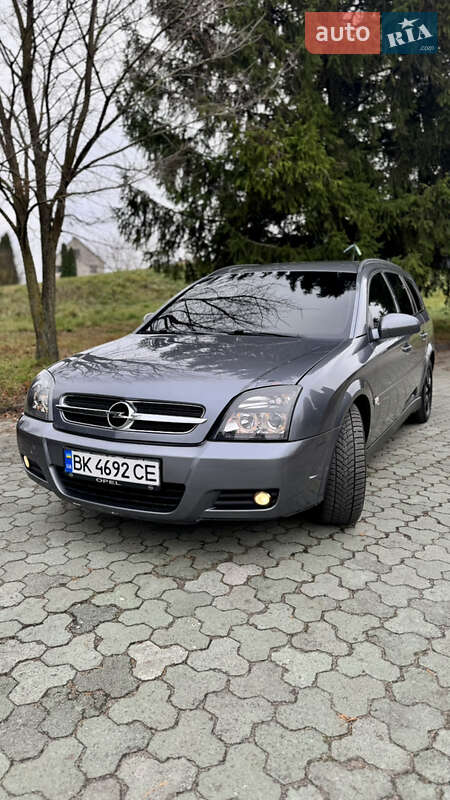 Универсал Opel Vectra 2005 в Дубно
