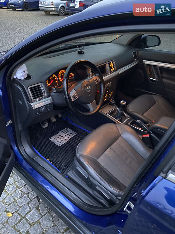 Универсал Opel Vectra 2007 в Львове