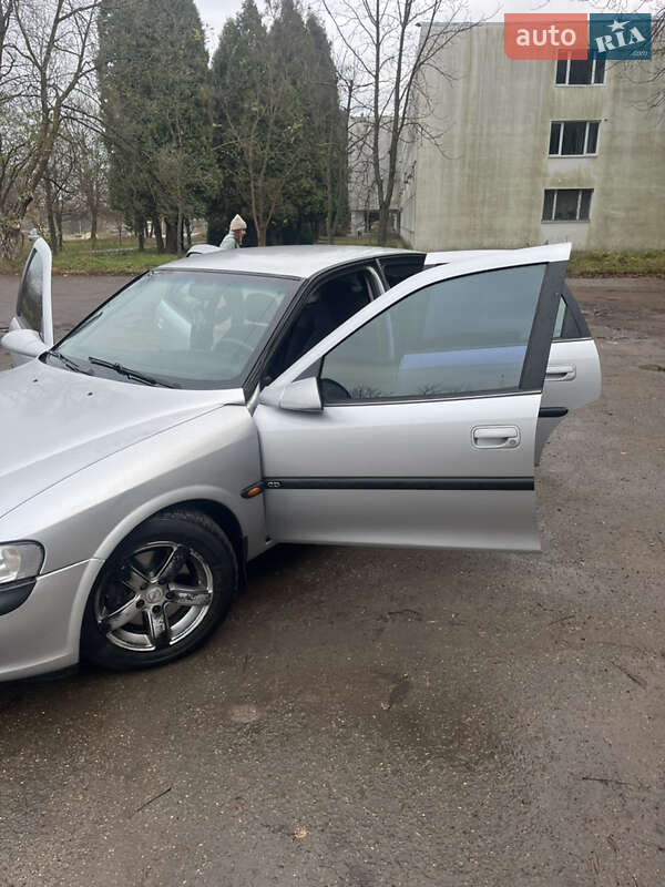 Седан Opel Vectra 1998 в Новом Роздоле фото 5 Седан Opel Vectra 1998 в Новом Роздоле