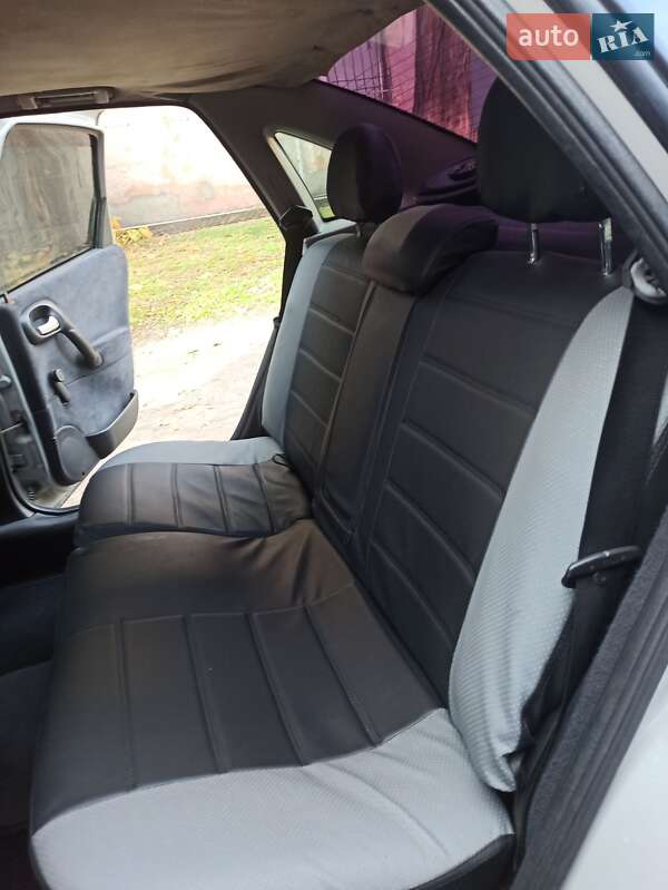 Седан Opel Vectra 1997 в Каменском