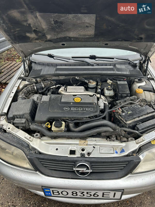 Седан Opel Vectra 2000 в Тернополі