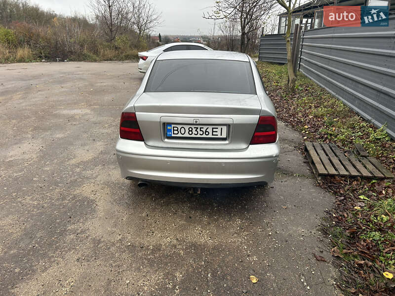 Седан Opel Vectra 2000 в Тернополі