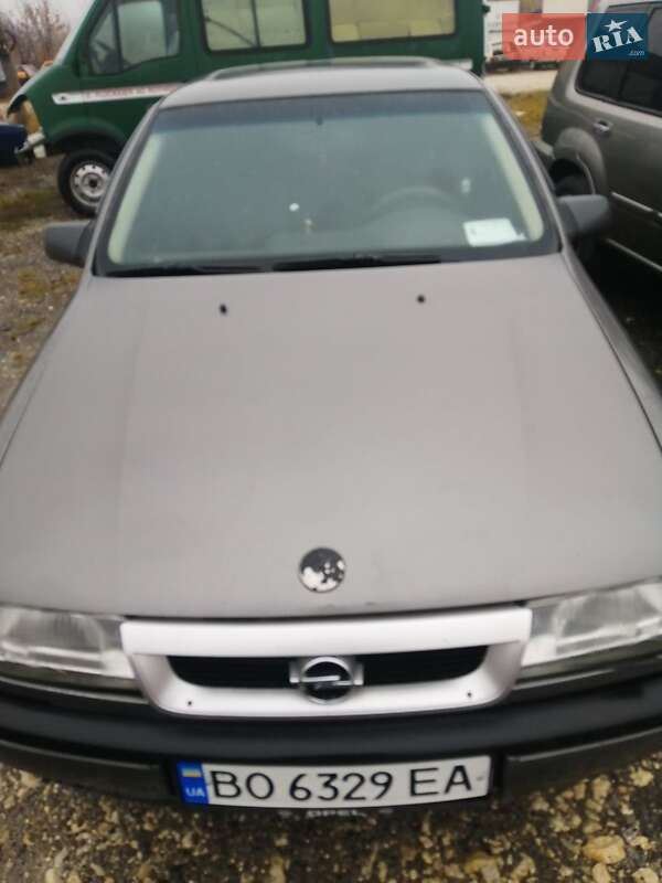 Седан Opel Vectra 1990 в Тернополе