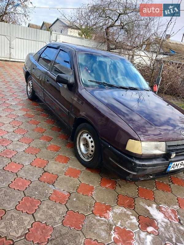 Седан Opel Vectra 1992 в Звягеле