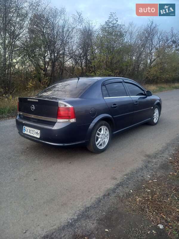 Седан Opel Vectra 2006 в Зміїві