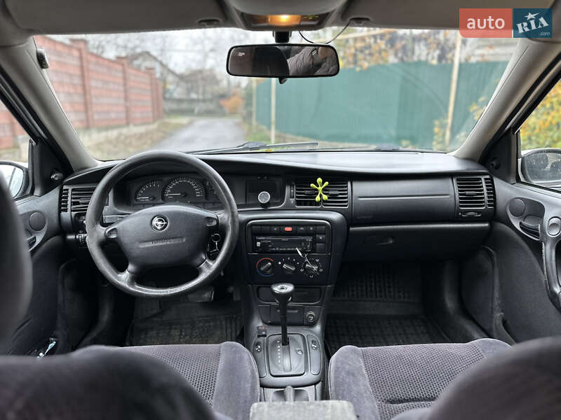 Седан Opel Vectra 1999 в Одессе