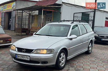 Универсал Opel Vectra 1999 в Николаеве