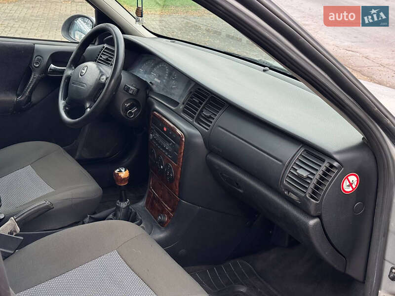 Универсал Opel Vectra 1999 в Николаеве фото 11 Универсал Opel Vectra 1999 в Николаеве