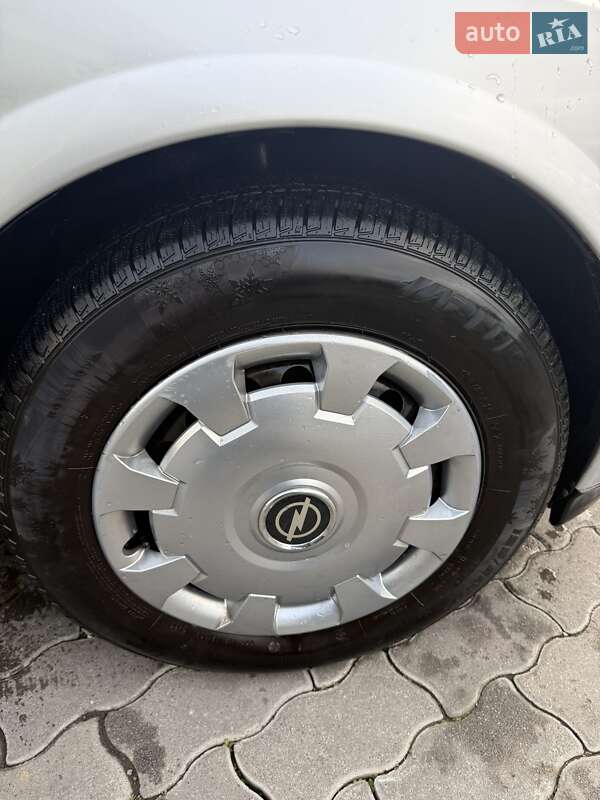 Ліфтбек Opel Vectra 2000 в Володимирі фото 9 Ліфтбек Opel Vectra 2000 в Володимирі