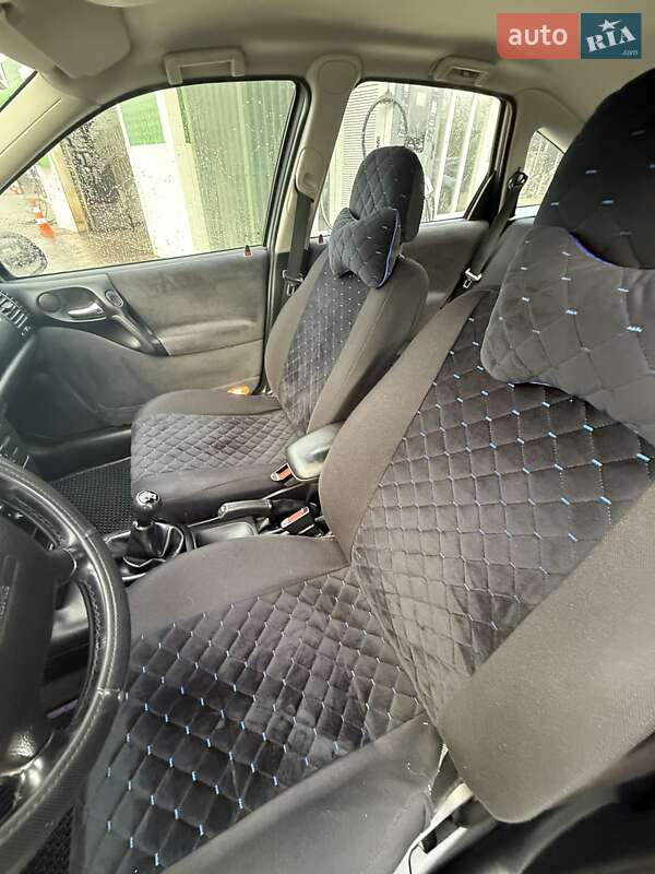 Ліфтбек Opel Vectra 2000 в Володимирі фото 16 Ліфтбек Opel Vectra 2000 в Володимирі