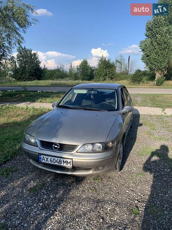 Седан Opel Vectra 1999 в Краснопавловке
