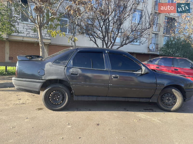 Седан Opel Vectra 1989 в Одесі