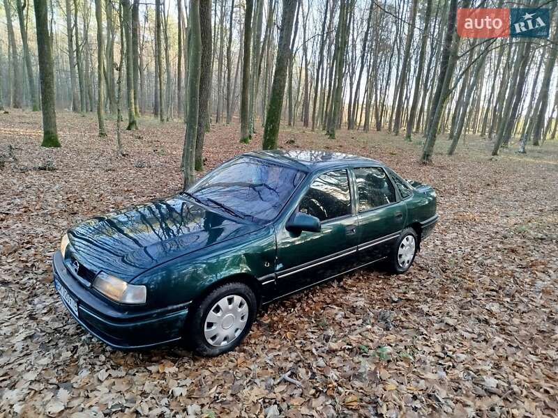 Седан Opel Vectra 1995 в Дубно
