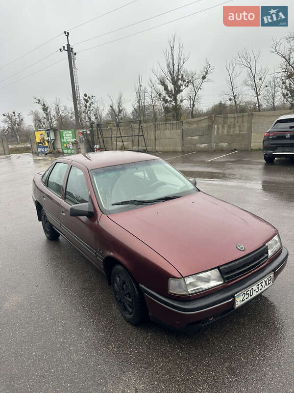 Седан Opel Vectra 1989 в Новой Водолаге фото 8 Седан Opel Vectra 1989 в Новой Водолаге