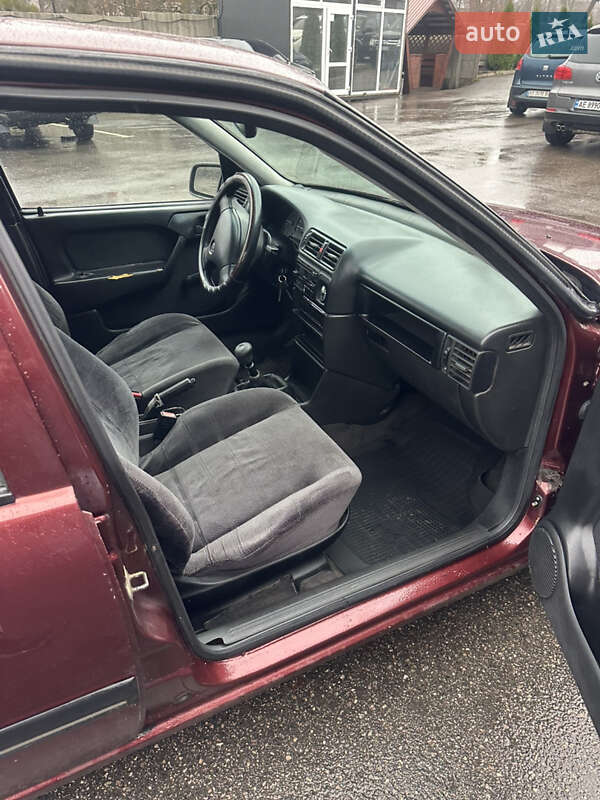 Седан Opel Vectra 1989 в Новой Водолаге фото 14 Седан Opel Vectra 1989 в Новой Водолаге