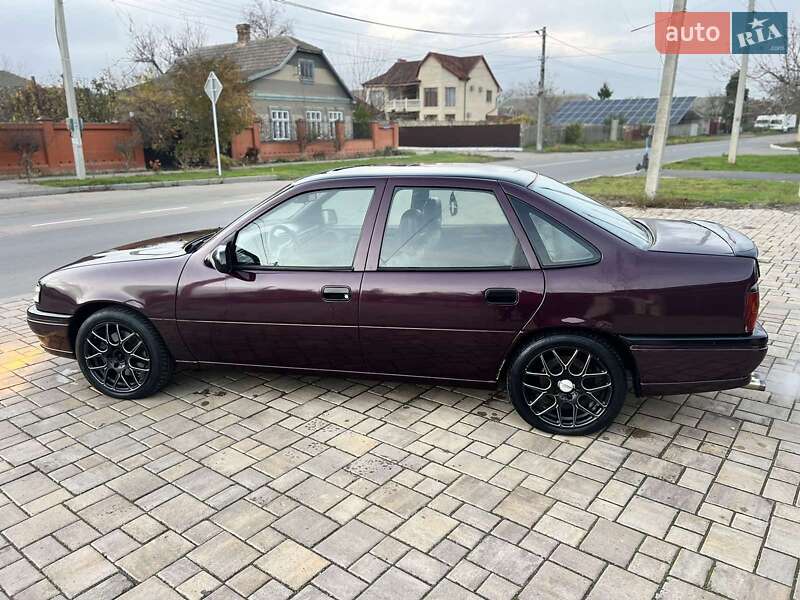 Седан Opel Vectra 1994 в Измаиле