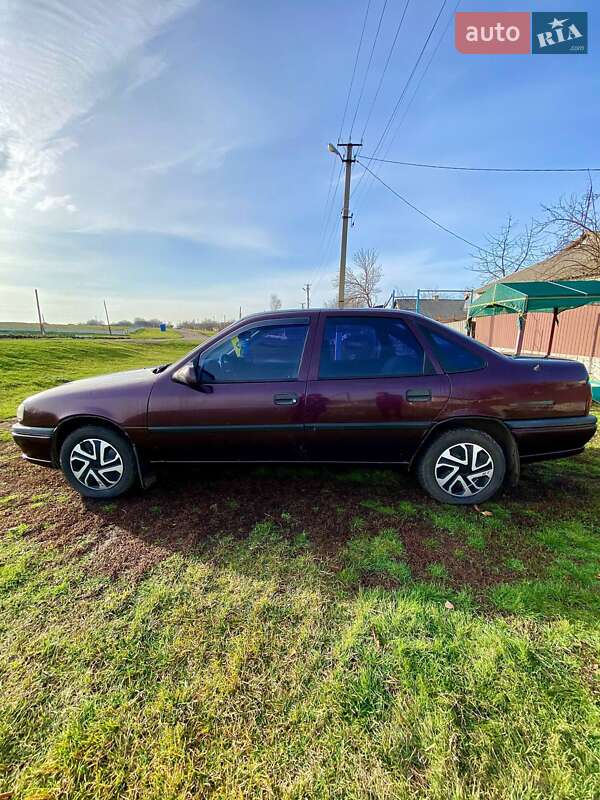 Седан Opel Vectra 1993 в Первомайську фото 4 Седан Opel Vectra 1993 в Первомайську