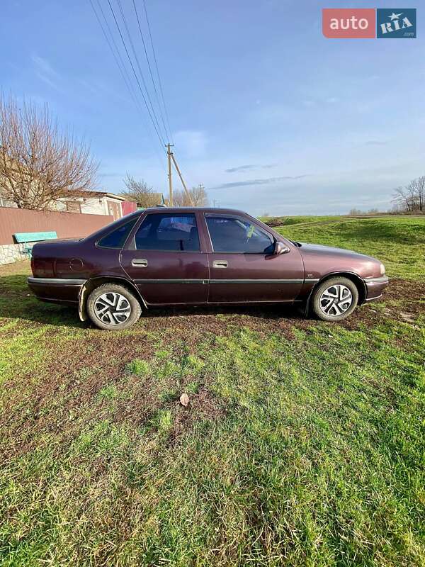 Седан Opel Vectra 1993 в Первомайську фото 3 Седан Opel Vectra 1993 в Первомайську