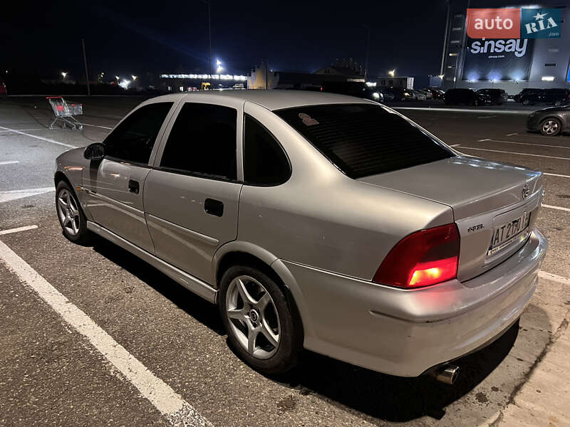 Седан Opel Vectra 2001 в Черновцах фото 5 Седан Opel Vectra 2001 в Черновцах