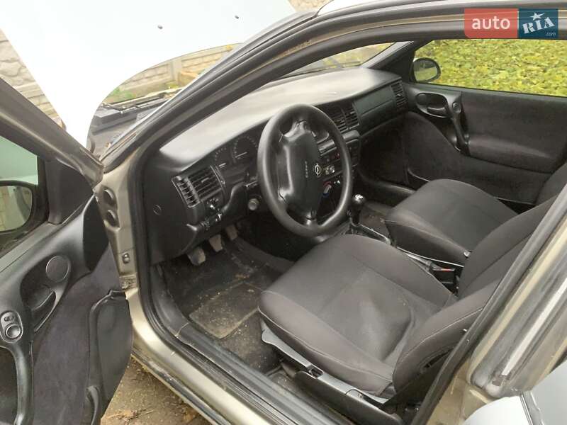 Седан Opel Vectra 1998 в Тыврове фото 3 Седан Opel Vectra 1998 в Тыврове