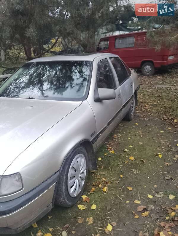Седан Opel Vectra 1991 в Львові