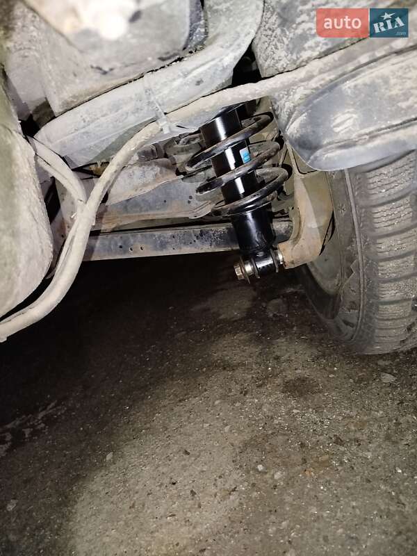 Седан Opel Vectra 2000 в Вишневом