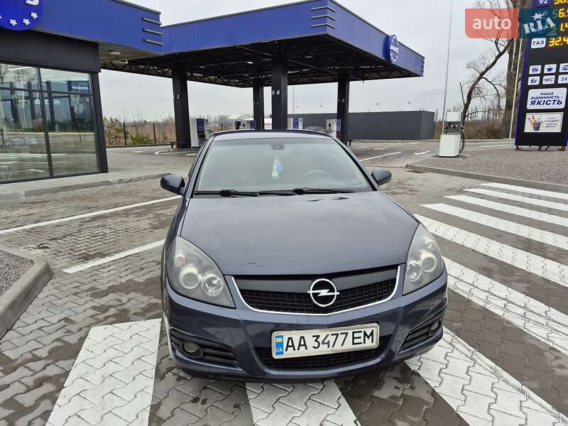 Седан Opel Vectra 2007 в Киеве