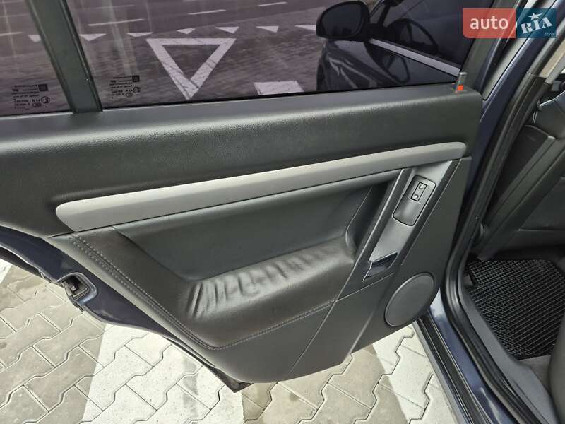 Седан Opel Vectra 2007 в Киеве