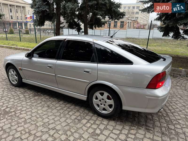 Ліфтбек Opel Vectra 2000 в Кропивницькому