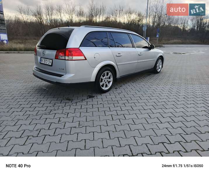 Універсал Opel Vectra 2004 в Шепетівці