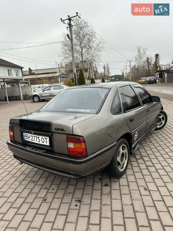 Седан Opel Vectra 1992 в Барышевке фото 4 Седан Opel Vectra 1992 в Барышевке
