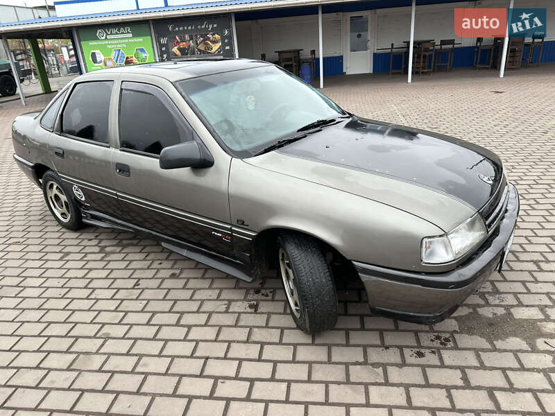 Седан Opel Vectra 1992 в Барышевке фото 6 Седан Opel Vectra 1992 в Барышевке
