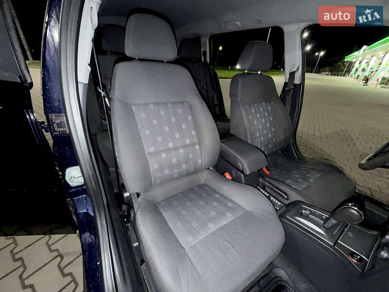 Универсал Opel Vectra 2004 в Житомире