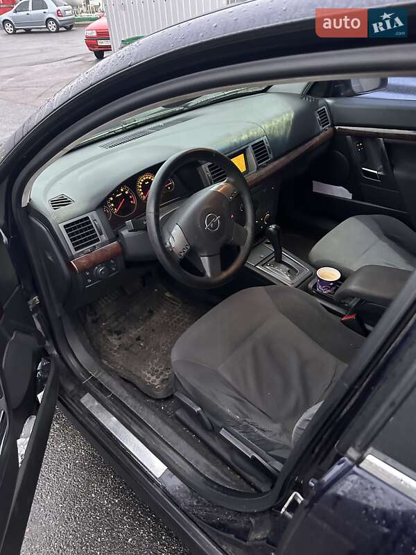 Седан Opel Vectra 2004 в Обухове фото 9 Седан Opel Vectra 2004 в Обухове