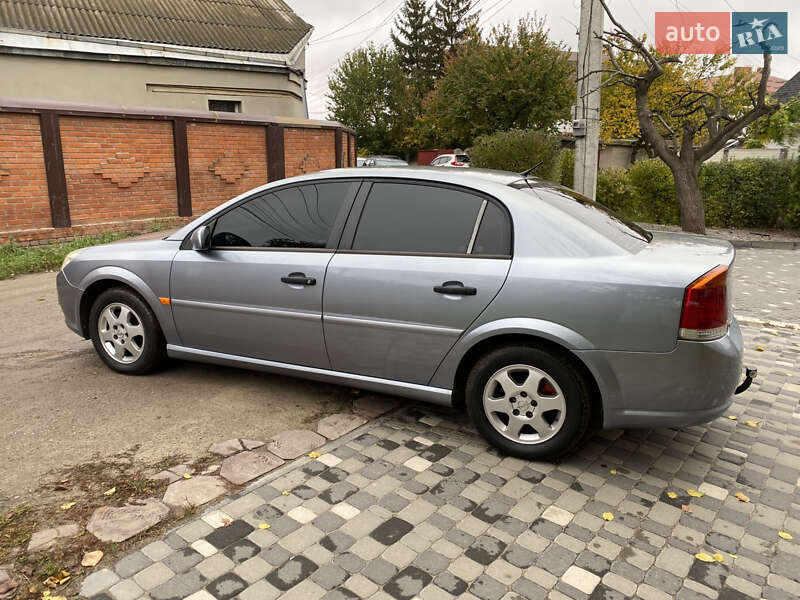 Седан Opel Vectra 2008 в Харкові