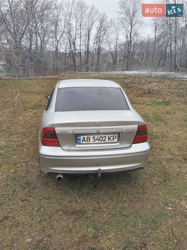 Седан Opel Vectra 1999 в Погребище фото 3 Седан Opel Vectra 1999 в Погребище