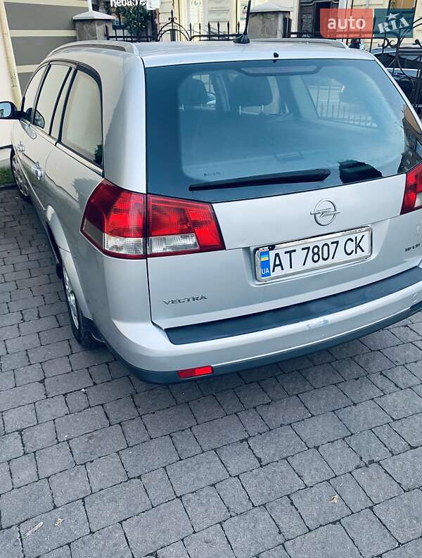 Универсал Opel Vectra 2004 в Ивано-Франковске фото 9 Универсал Opel Vectra 2004 в Ивано-Франковске