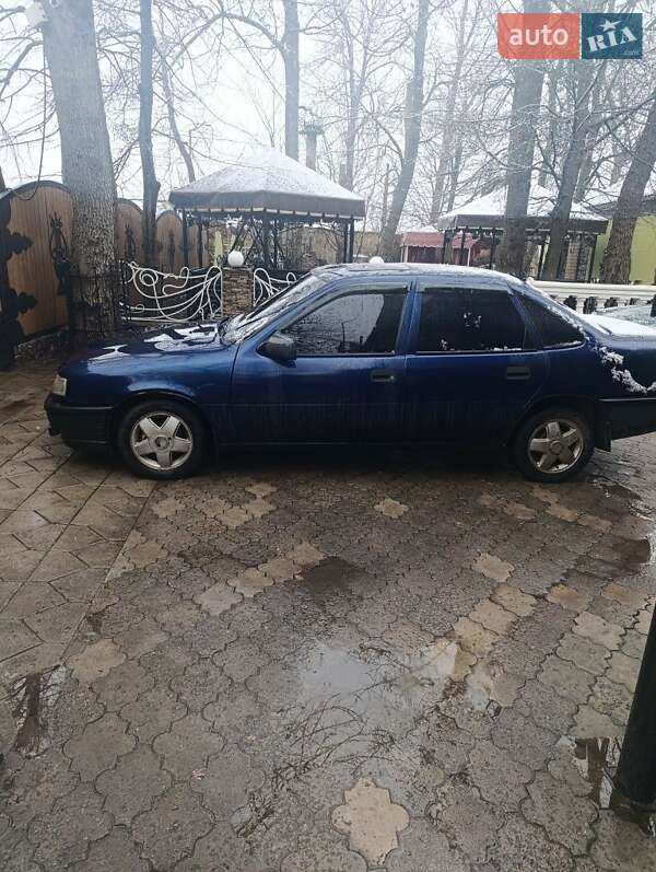 Седан Opel Vectra 1991 в Мерефа фото Седан Opel Vectra 1991 в Мерефа
