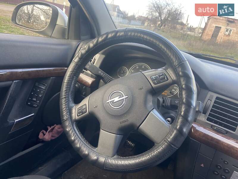 Универсал Opel Vectra 2005 в Луцке