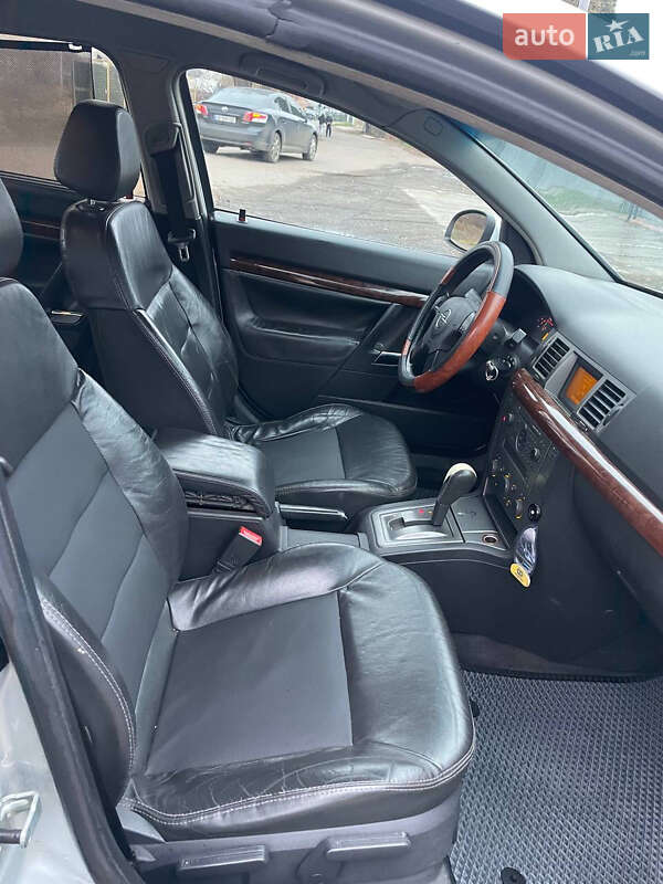 Седан Opel Vectra 2003 в Ніжині