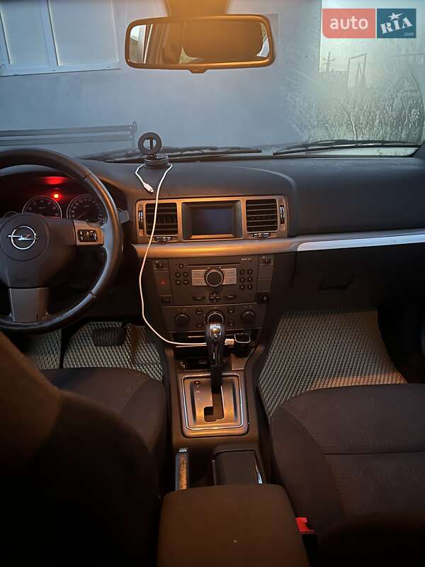 Седан Opel Vectra 2007 в Івано-Франківську фото 10 Седан Opel Vectra 2007 в Івано-Франківську