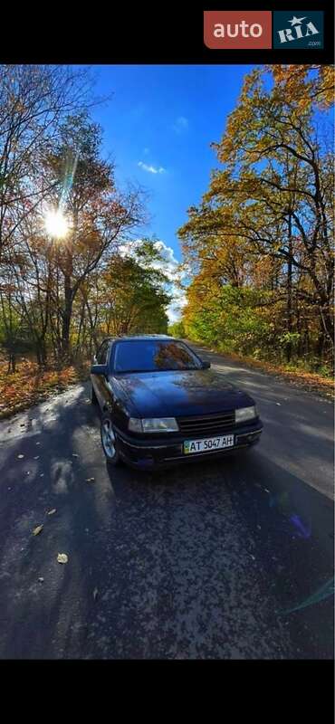 Седан Opel Vectra 1991 в Кельменцах