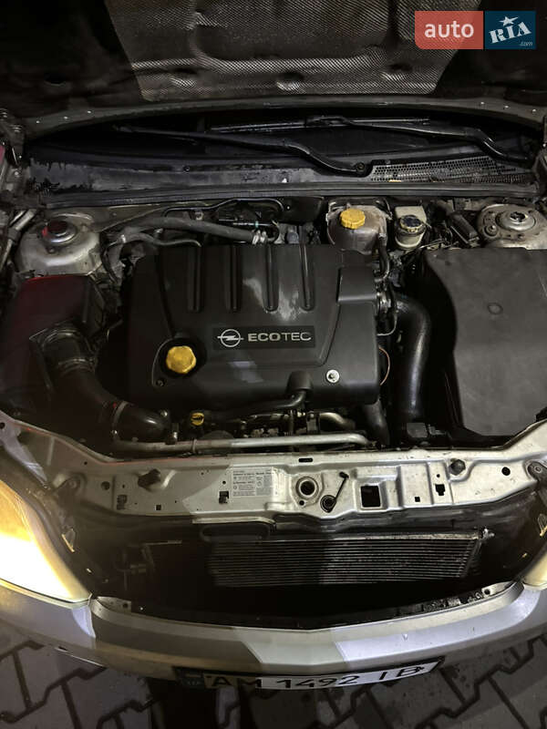 Универсал Opel Vectra 2005 в Овруче
